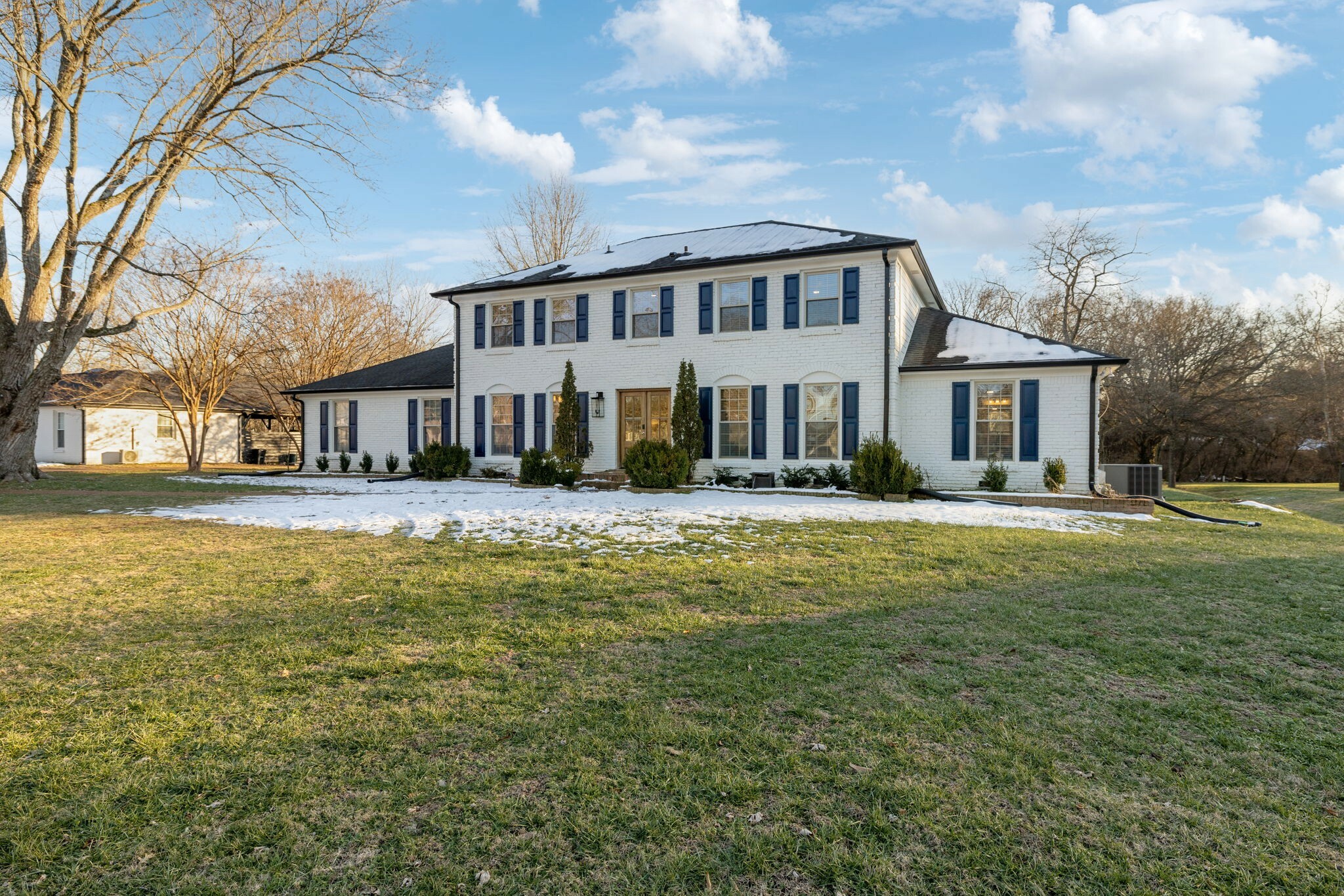 Property Photo:  5401 Williamsburg Rd  TN 37027 