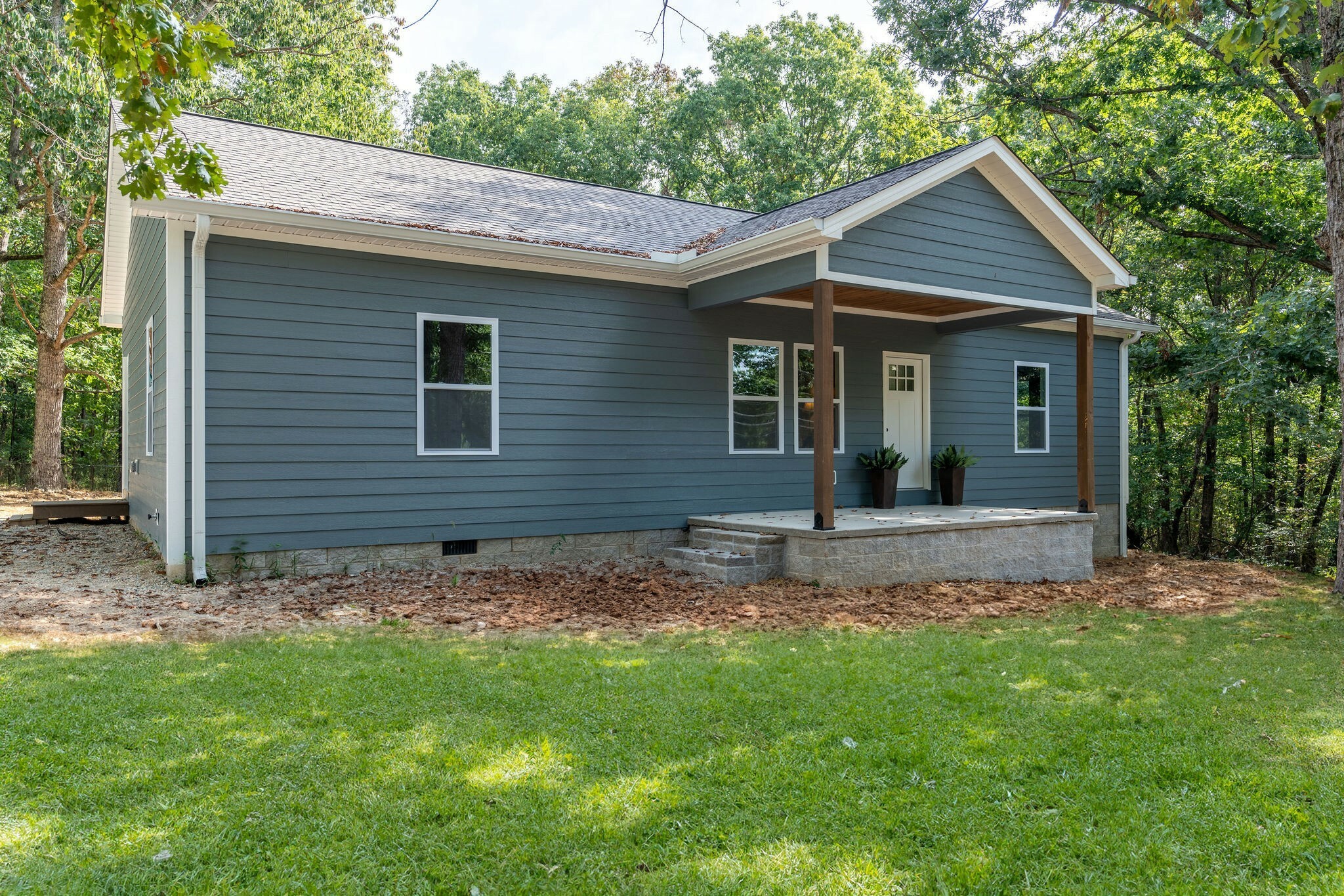 Property Photo:  104 Mink Branch Acres Dr  TN 38485 