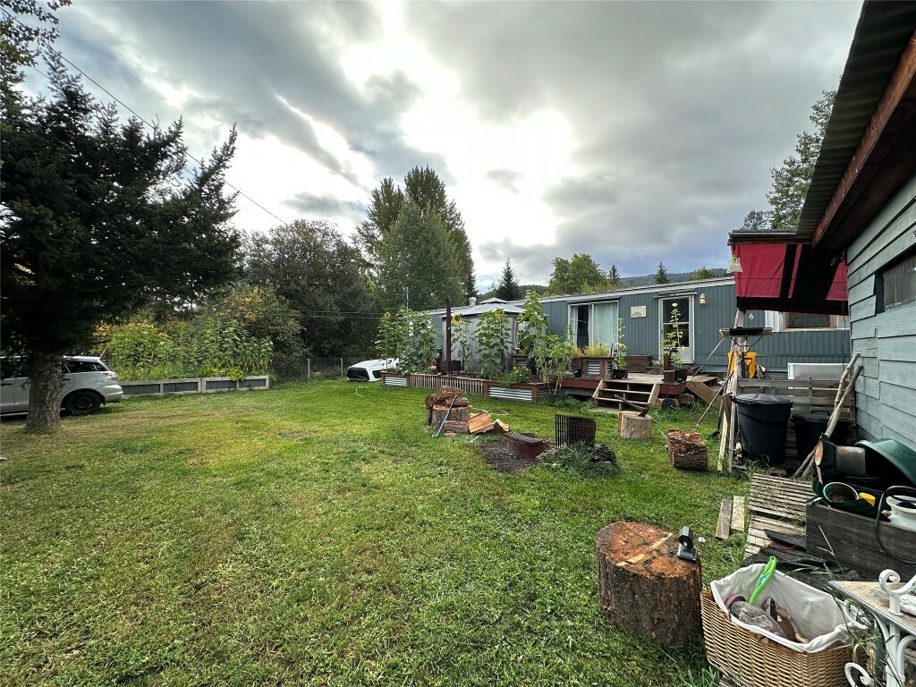 Property Photo:  1881 Main Street  BC V0X 1G0 