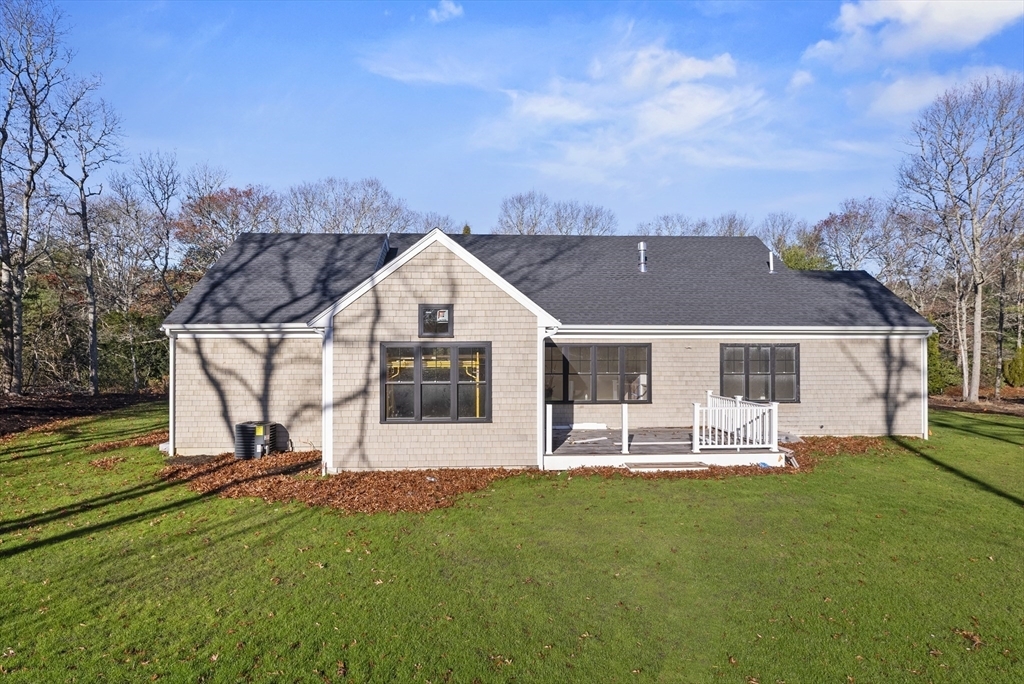 Property Photo:  8 Laurel Lane  MA 02563 