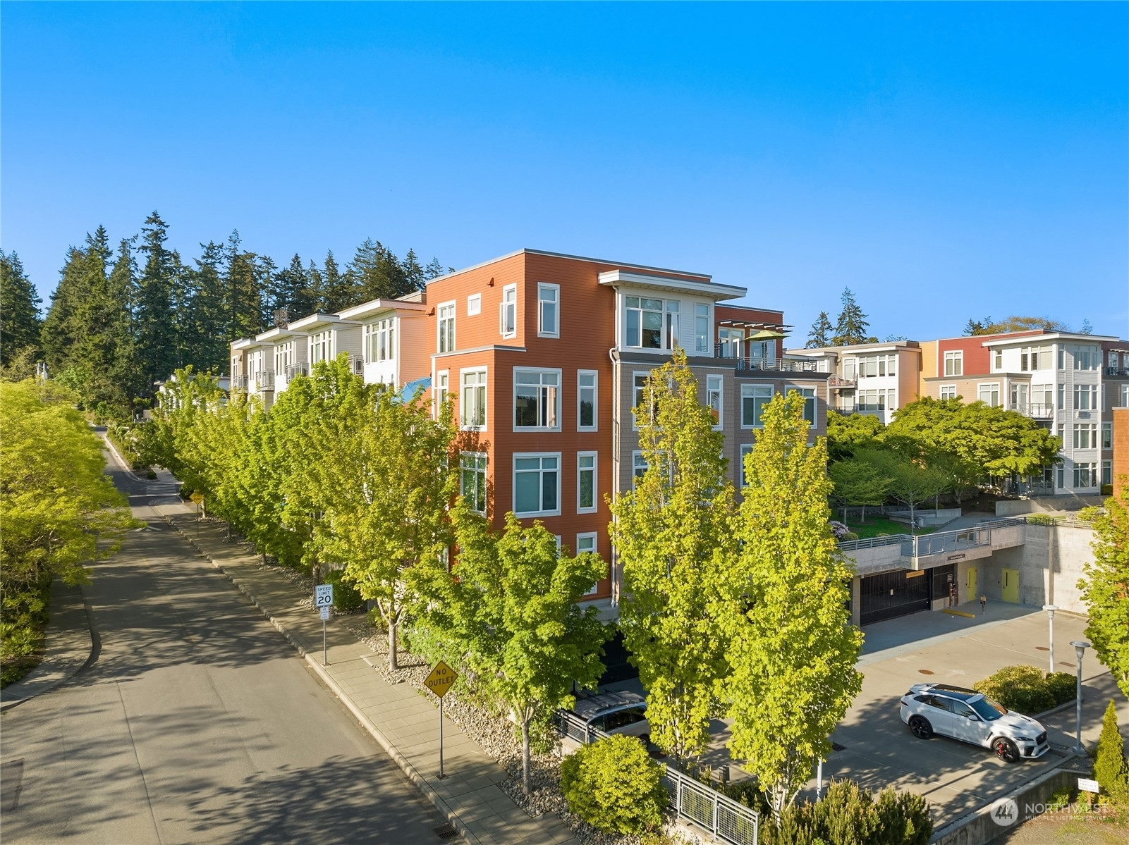 Property Photo:  170  Harbor Square Loop P-11  WA 98110 