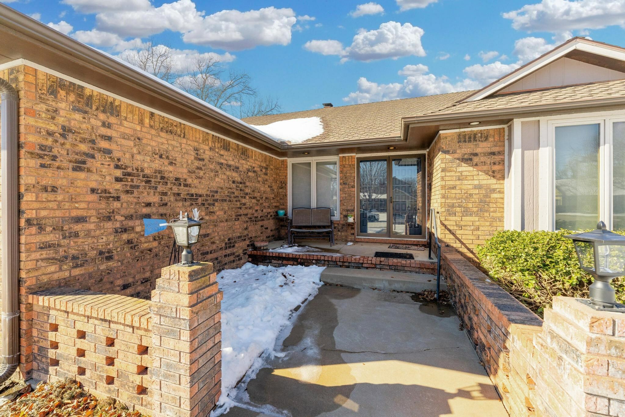 Property Photo:  10254 W Alamo Ct  KS 67212 