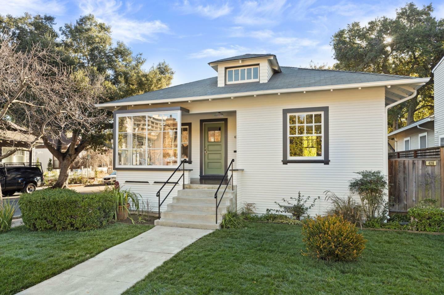 Property Photo:  430 Homer Avenue  CA 94301 