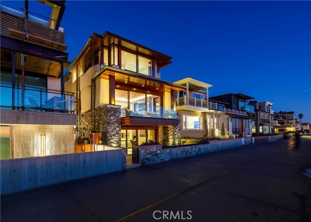 Property Photo: 1932 The Strand CA 90254
