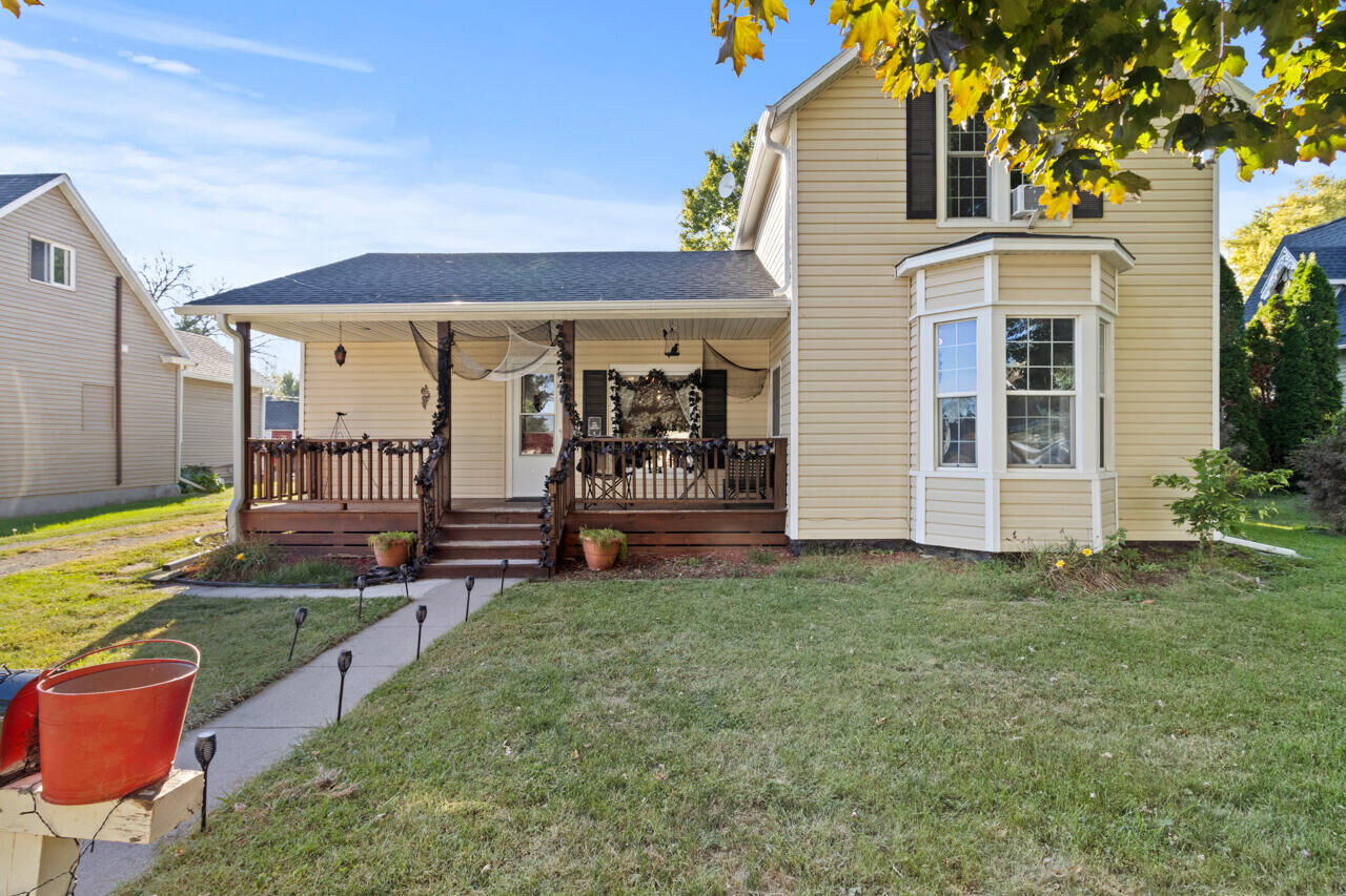 Property Photo: 707 Ely Street IA 51579