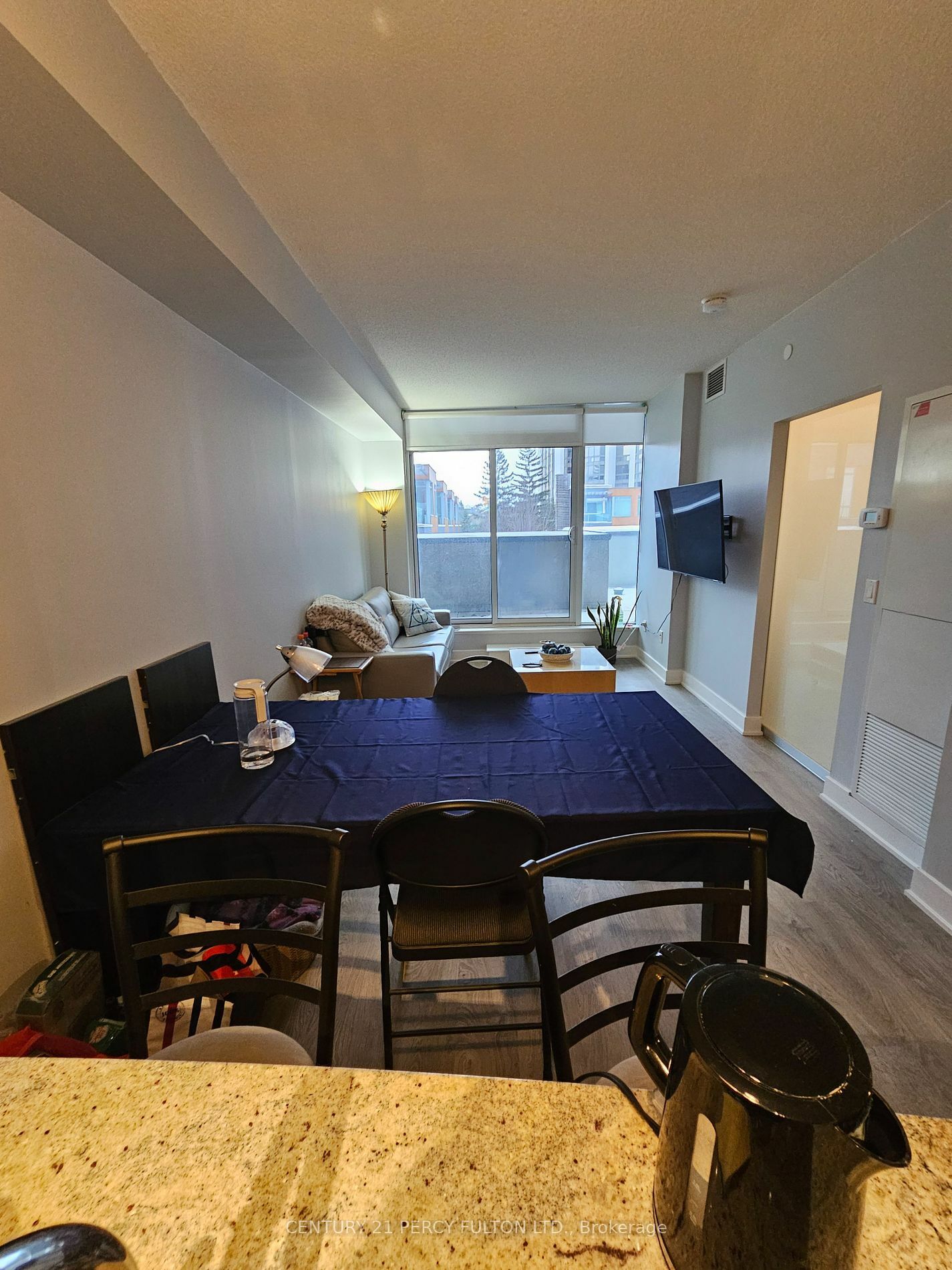 Property Photo:  88 Sheppard Ave E 213  ON M2N 0G9 