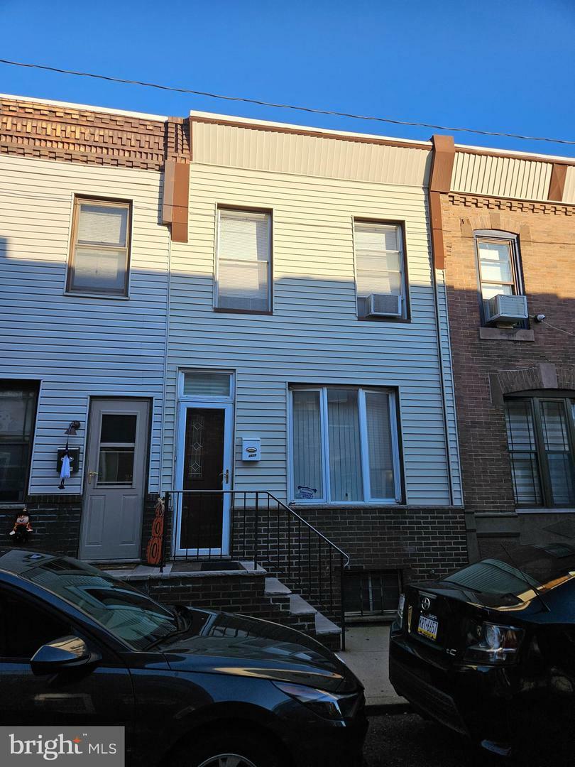 Property Photo:  2435 S Alder Street  PA 19148 