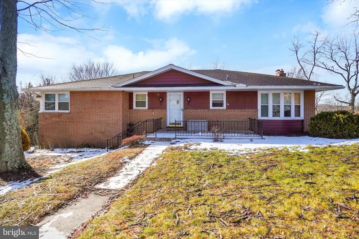 Property Photo: 1750 Randolph Drive PA 17403