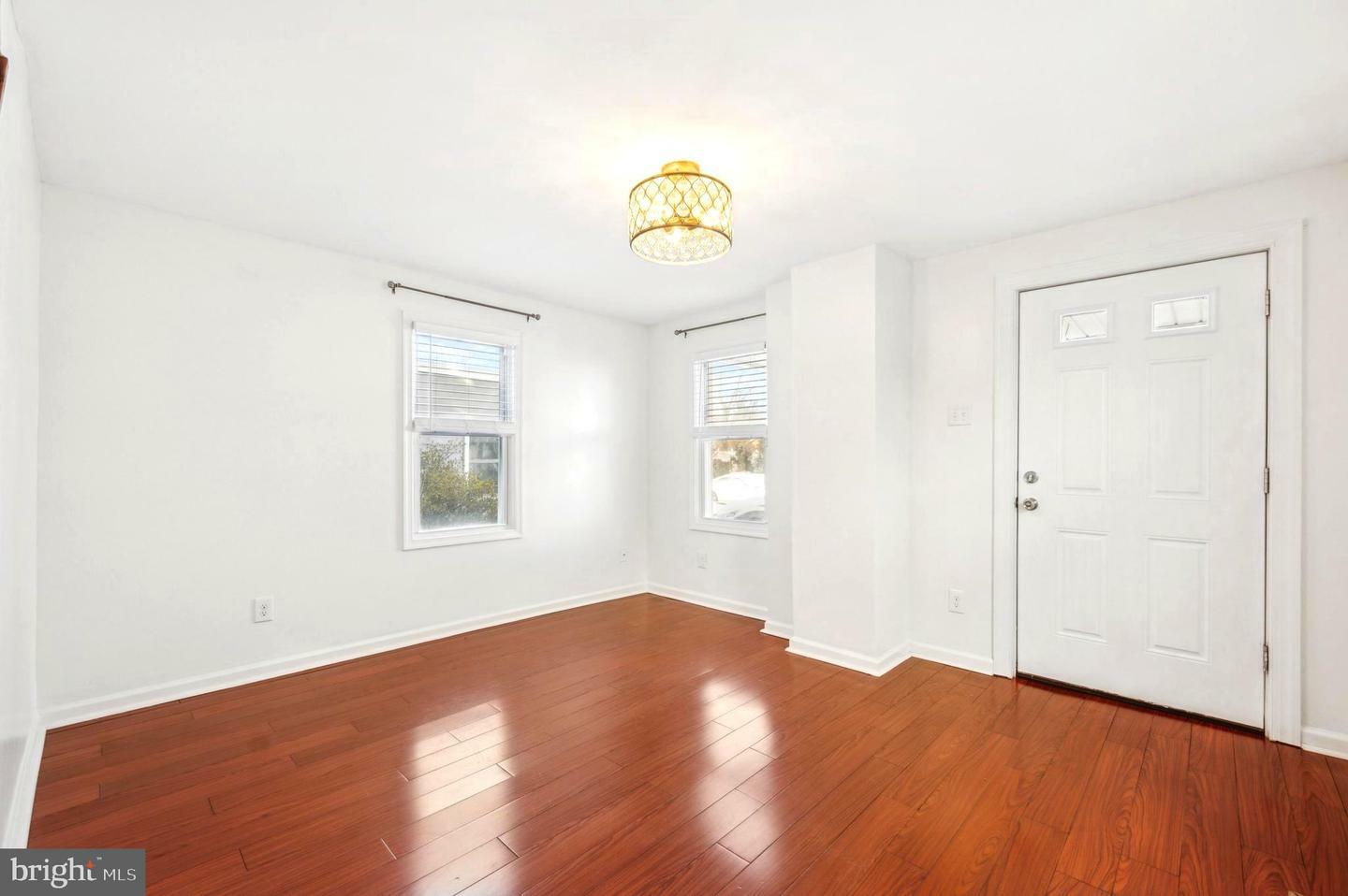 Property Photo:  607 Vernon Street  PA 19063 