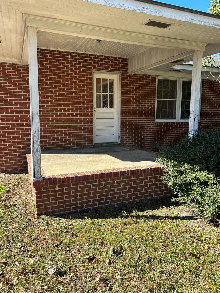 Property Photo:  515 E 17th Ave  GA 31015 