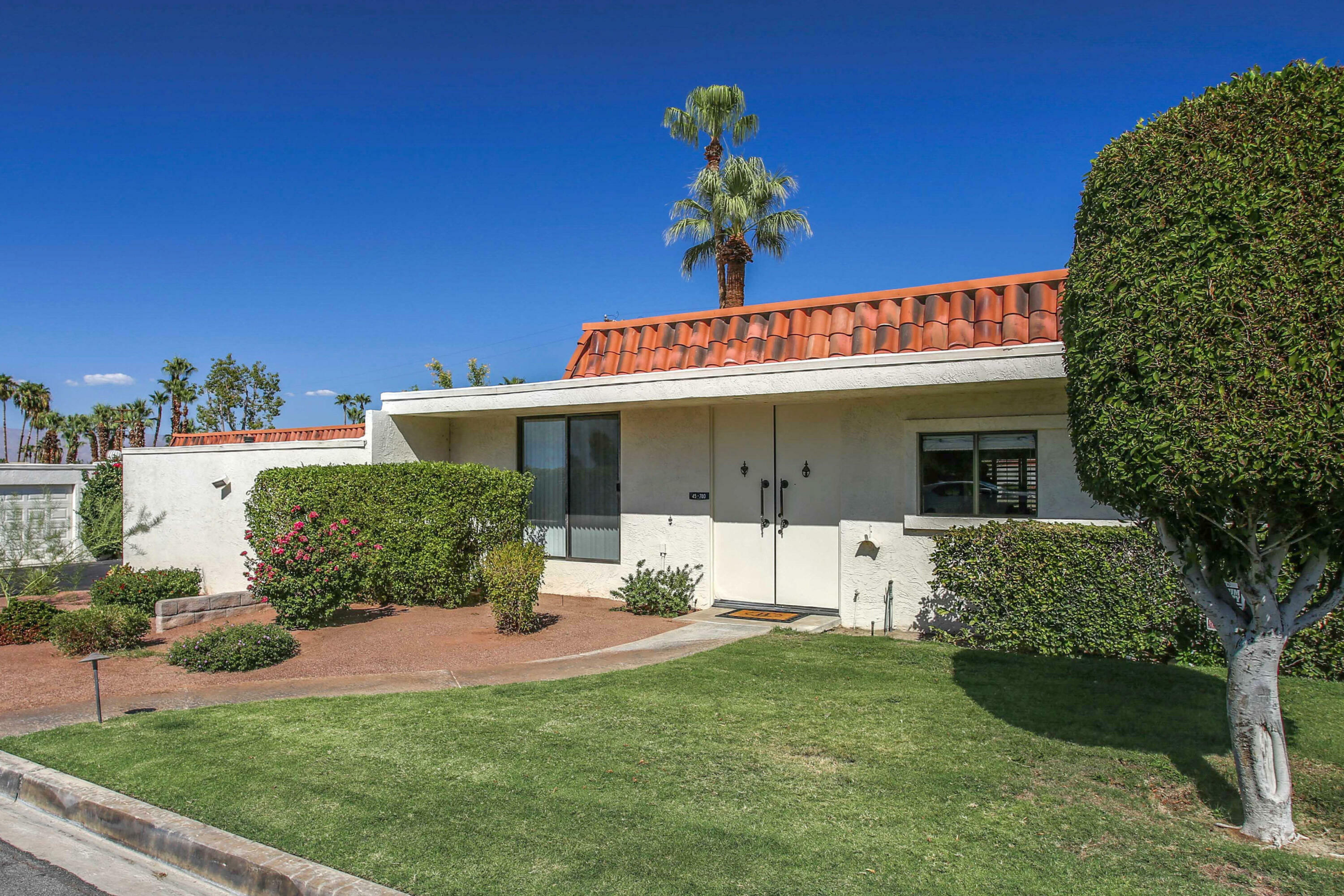 Property Photo: 45780 Ocotillo Drive CA 92260