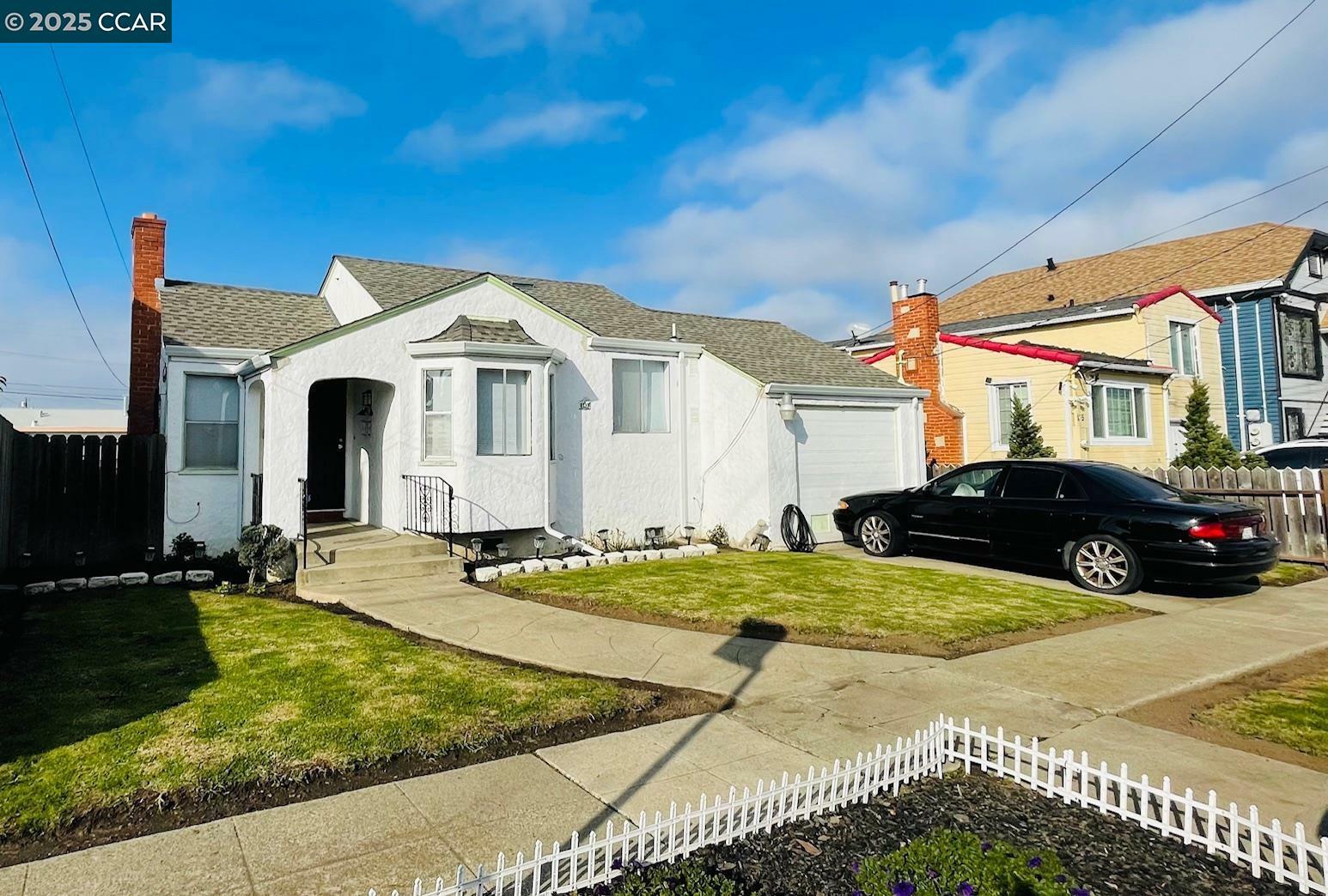 Property Photo:  143 S 19th St  CA 94804 