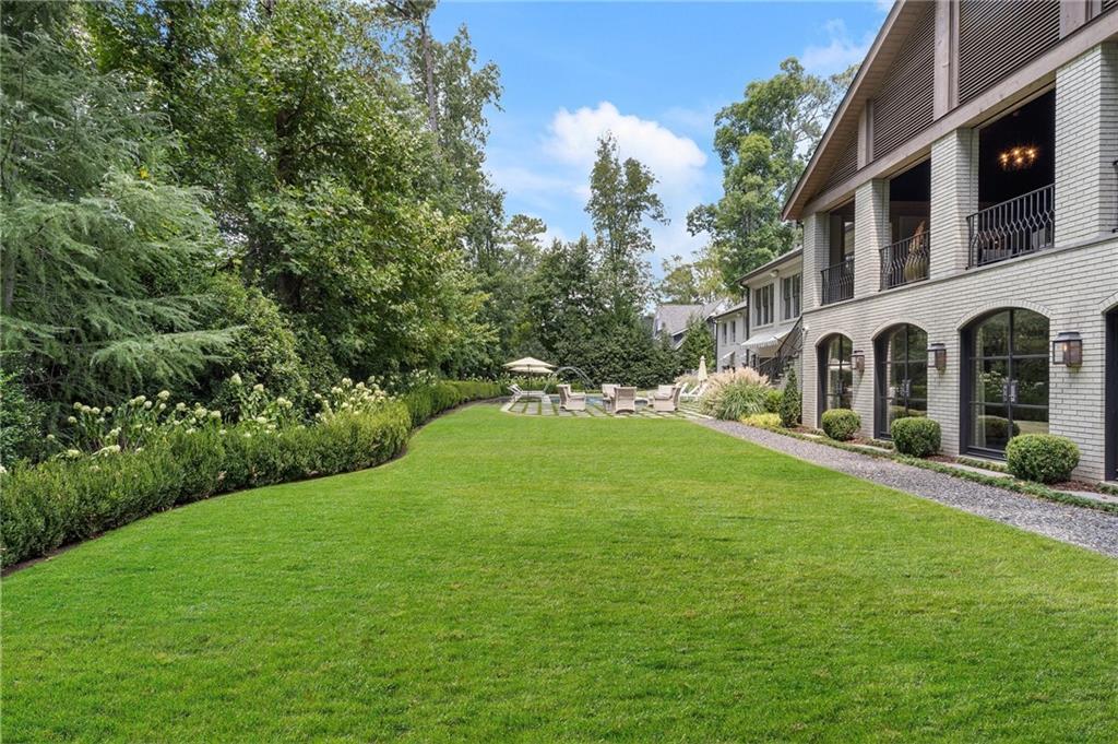 Property Photo: 3612 Castlegate Drive NW GA 30327