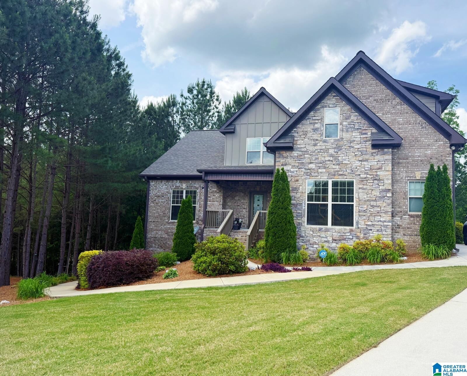 Property Photo: 41 Yellow Newton Circle AL 36203