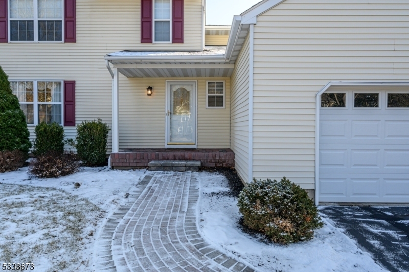 Property Photo:  39 Choctaw Ridge Rd  NJ 08876 