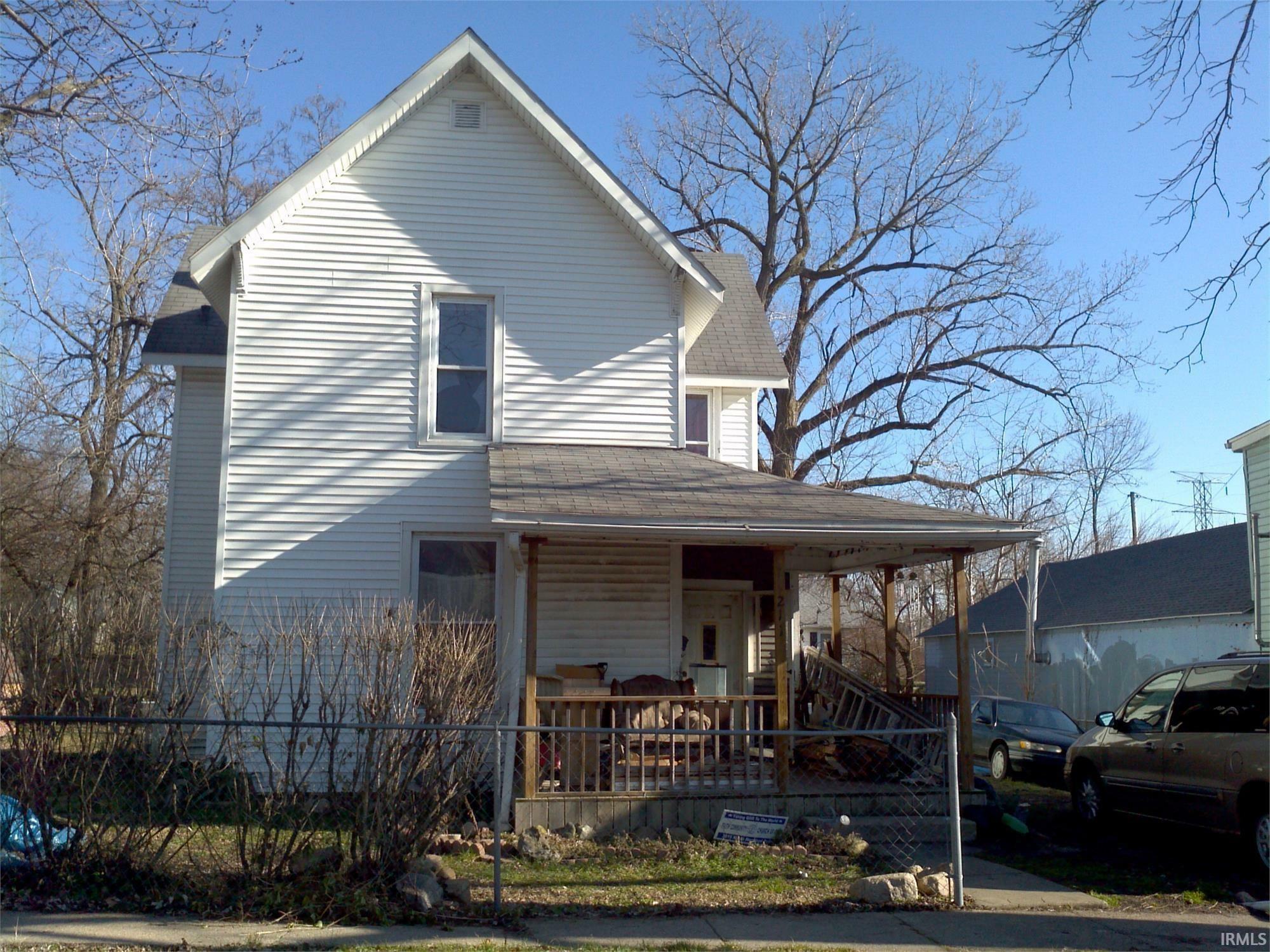 Property Photo:  211 Swan Street  IN 46750 