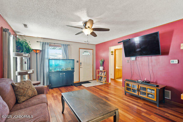 Property Photo:  1511 Edmonds Street  MO 65109 