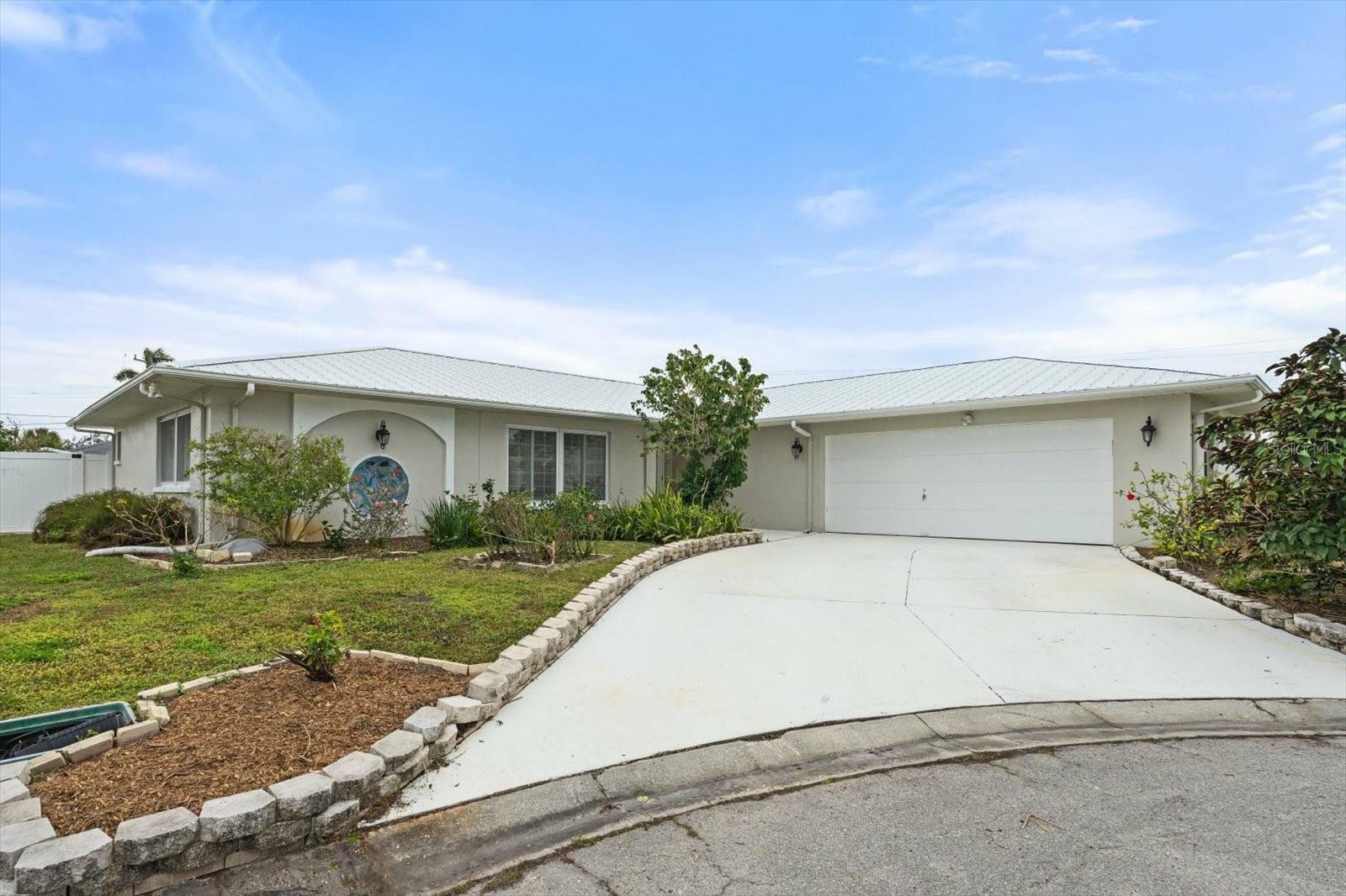 Property Photo:  4648 Orlando Circle  FL 34207 