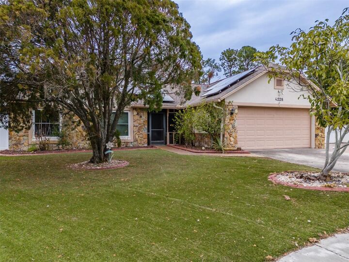 Property Photo:  4228 Spring Way Circle  FL 33596 