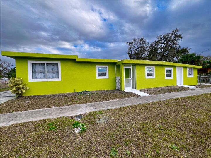 Property Photo:  12 Glendora Avenue  FL 34266 
