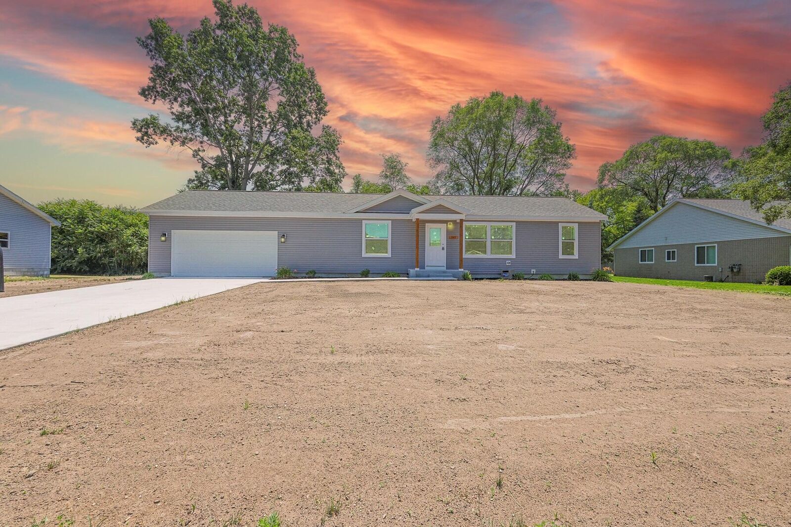 Property Photo: 1949 Summerset Drive MI 49442