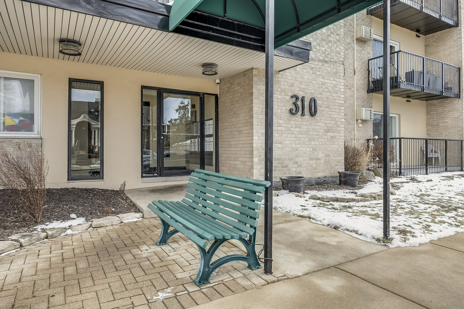 Property Photo:  310 Lathrop Avenue 302  IL 60130 