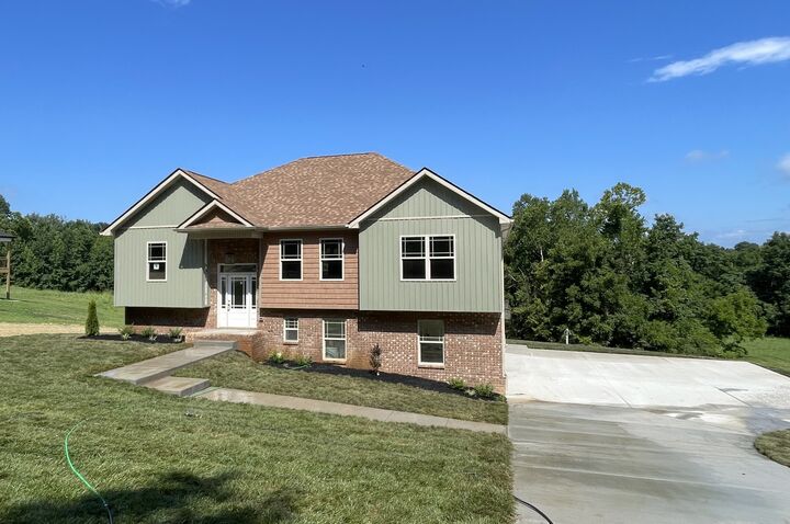 975 Palmyra Rd  Clarksville TN 37040 photo