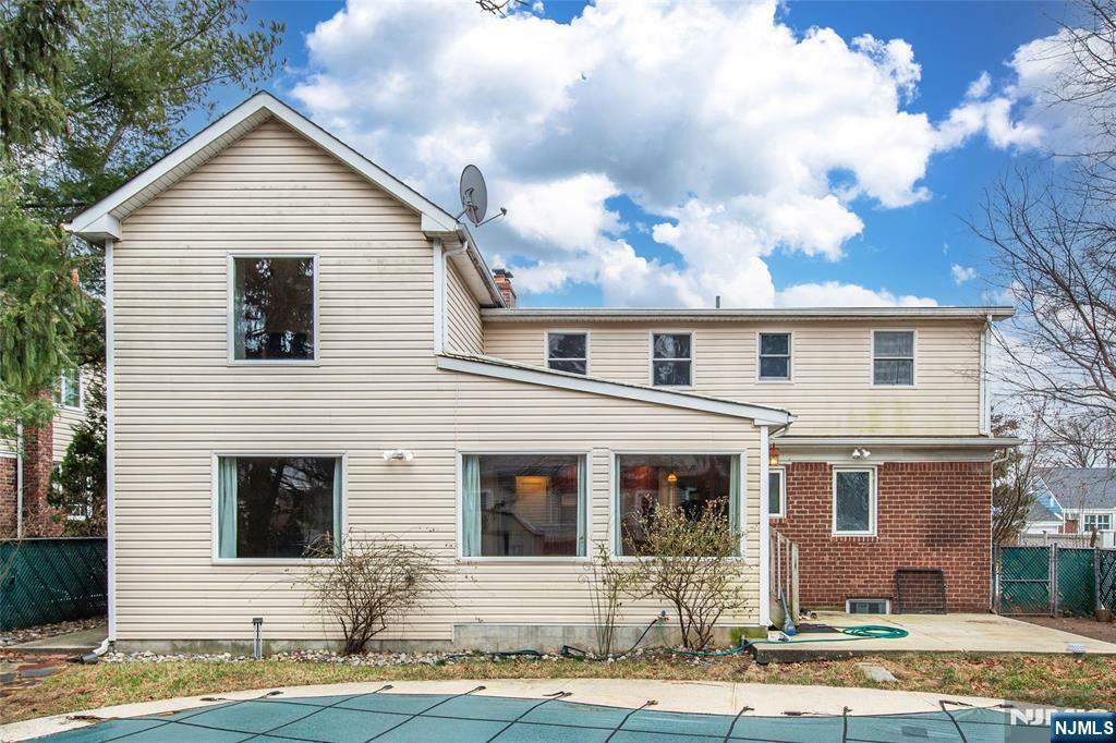 Property Photo:  35 Taggart Way  NJ 07663 