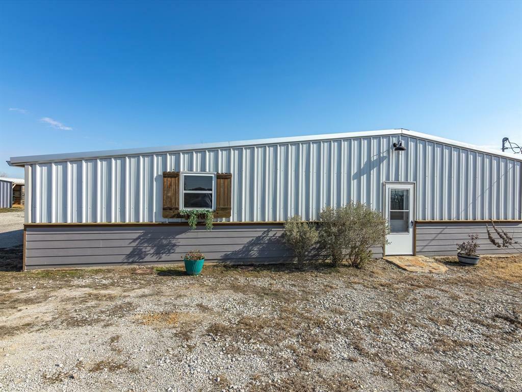 Property Photo:  473 County Road 1695  TX 76270 