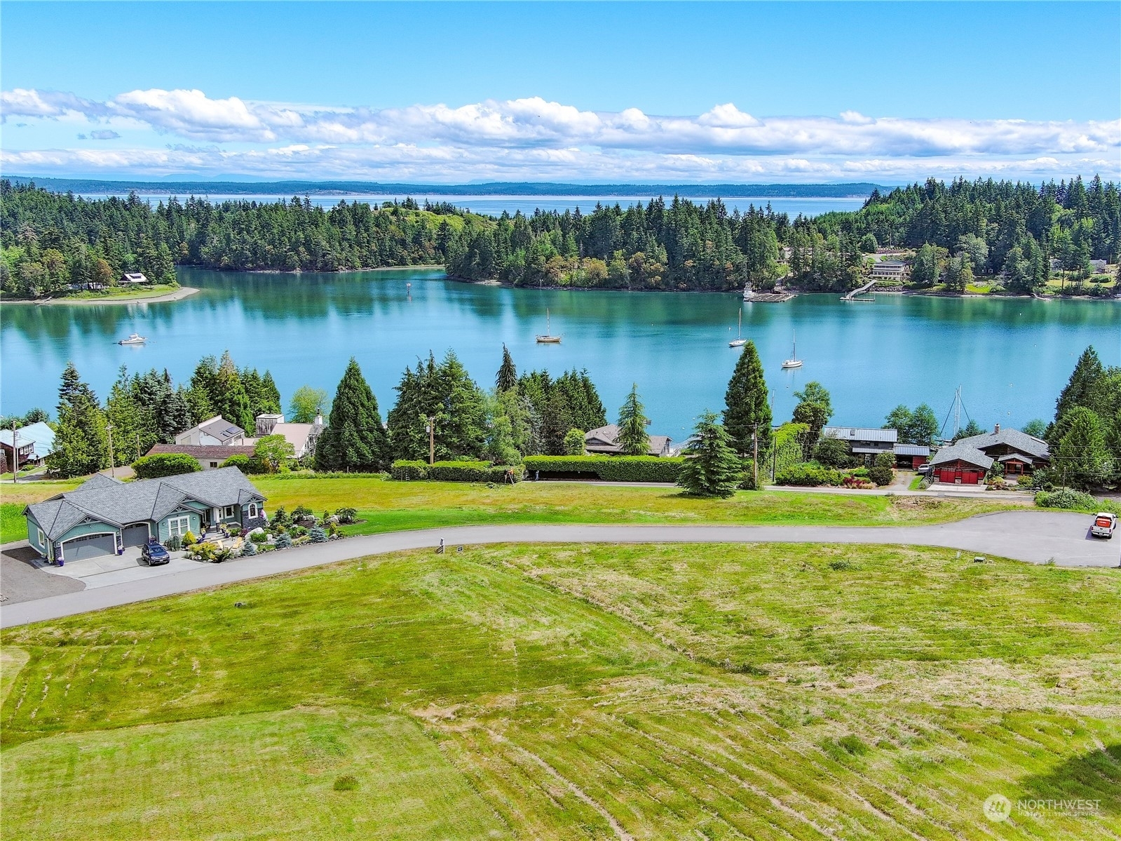 Property Photo:  140  Harolds Hollow  WA 98365 