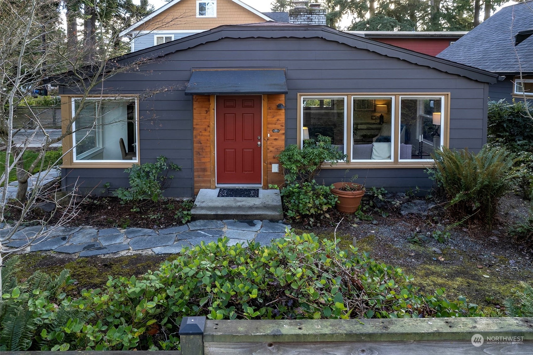 Property Photo:  14353 A  Dayton Avenue N  WA 98133 