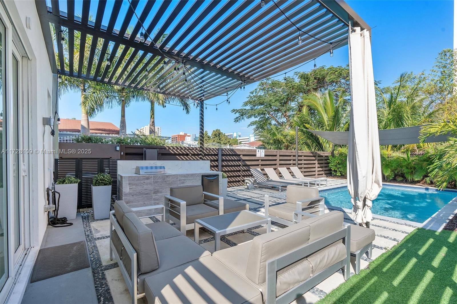 Property Photo: 3245 SW 23rd St B FL 33145