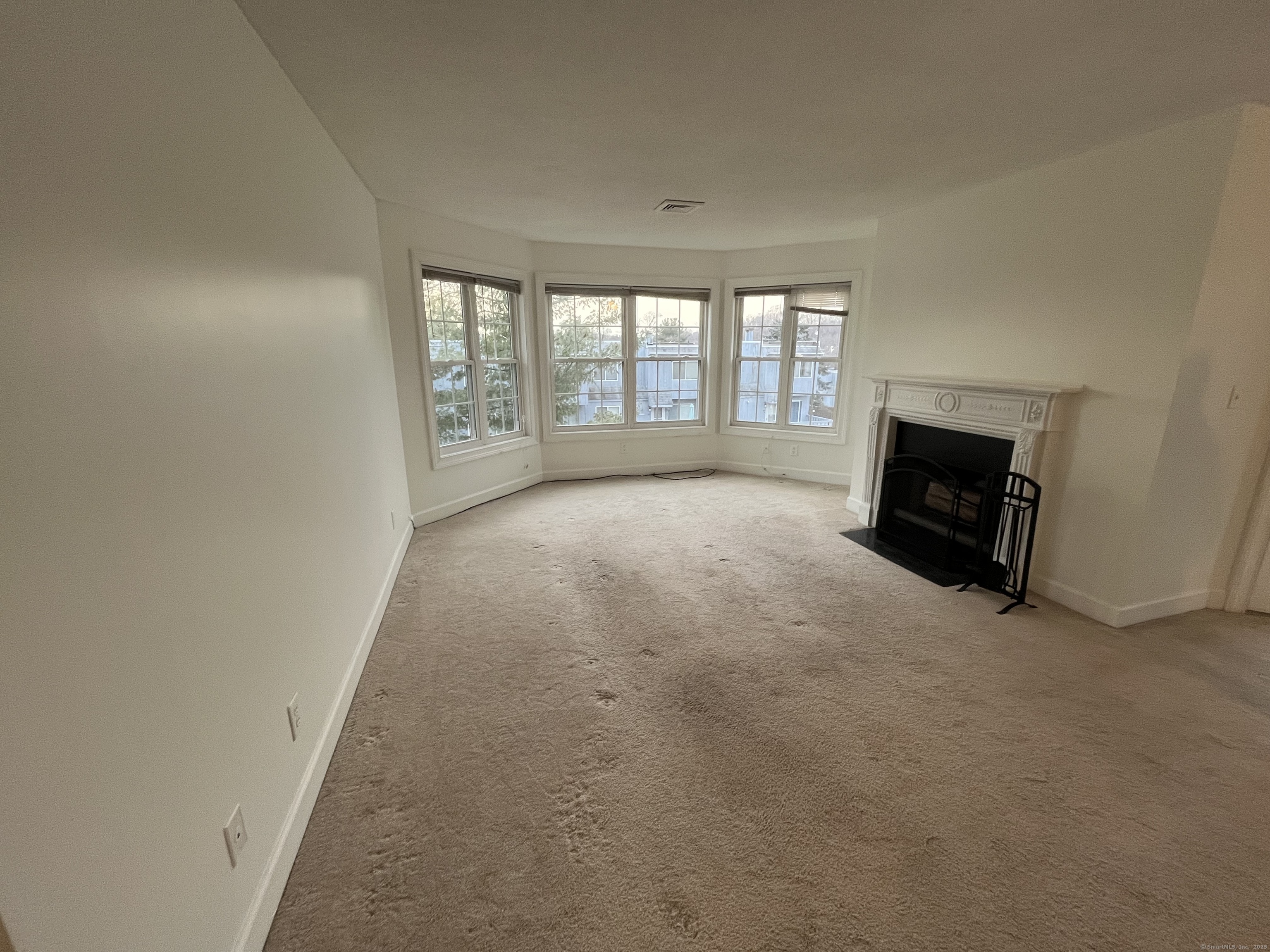 Property Photo:  75 Redwood Drive 706  CT 06513 