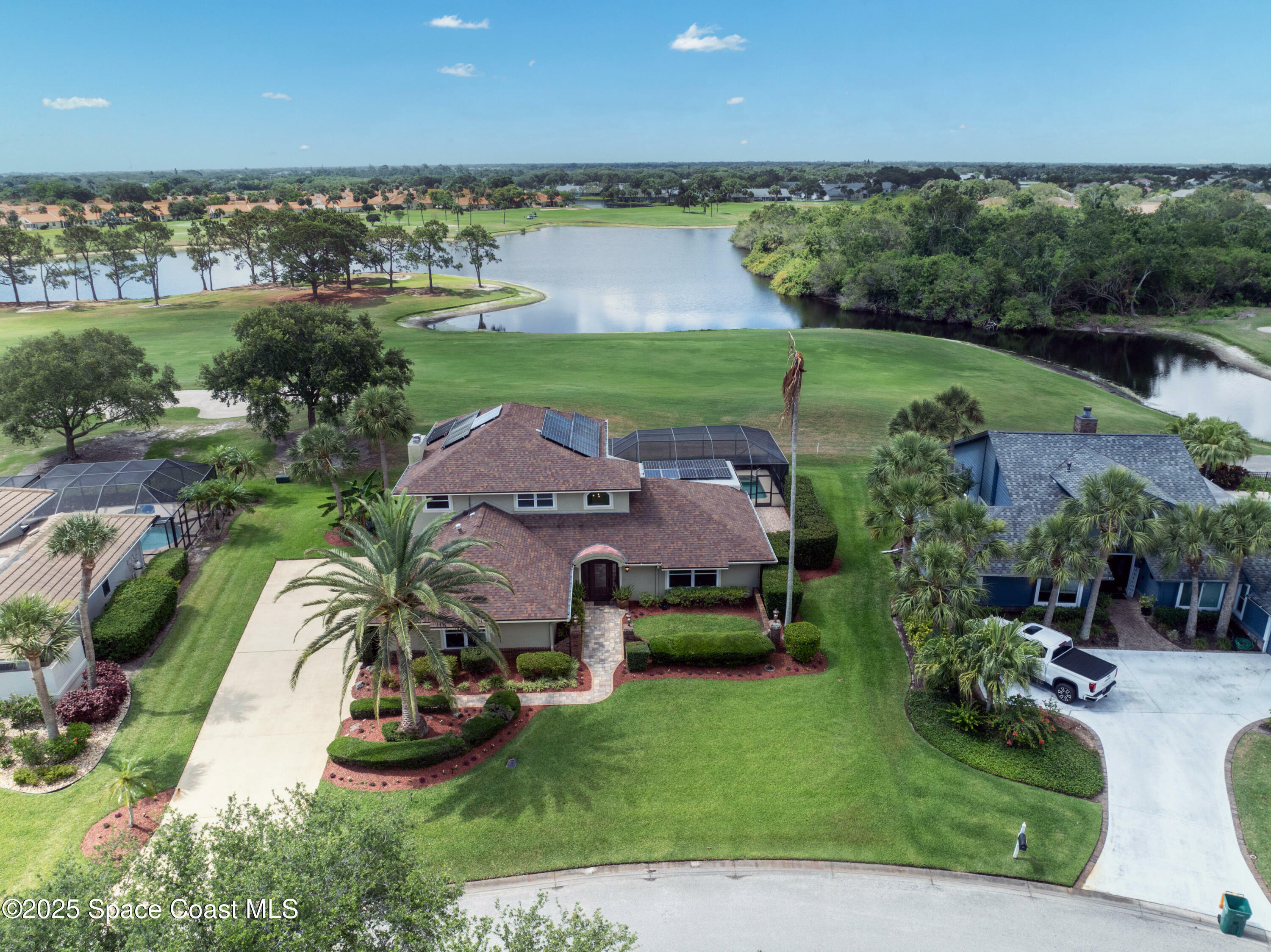 Property Photo:  820 Kerry Downs Circle  FL 32940 