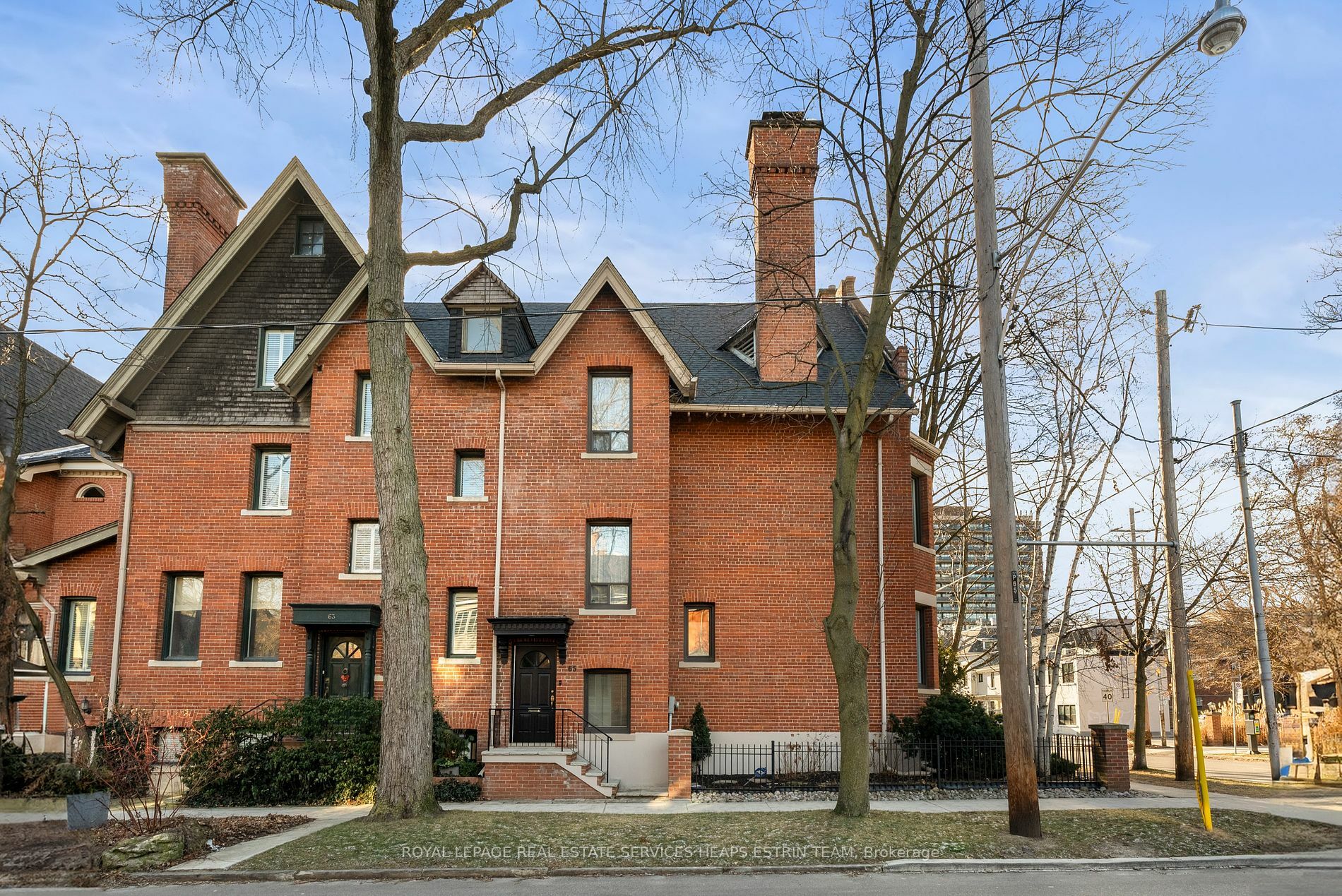 Property Photo:  65 Elgin Avenue  ON M5R 1G5 