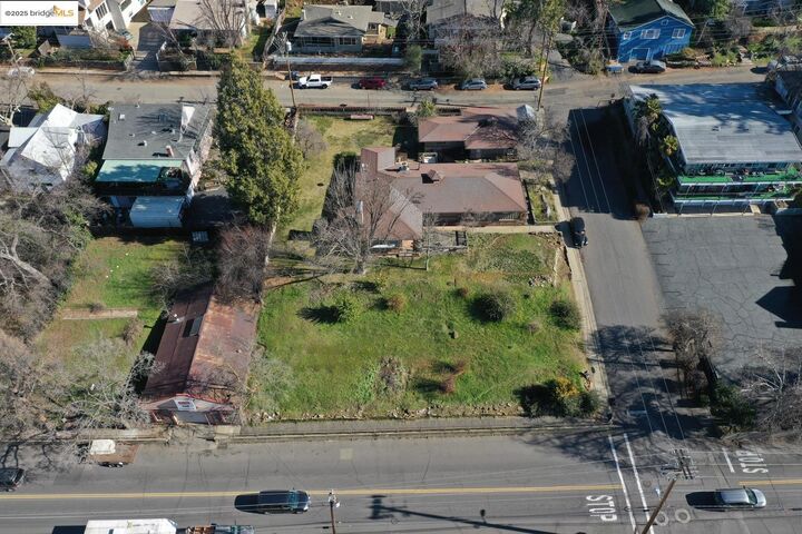 Property Photo:  391 S Stewart Street  CA 95370