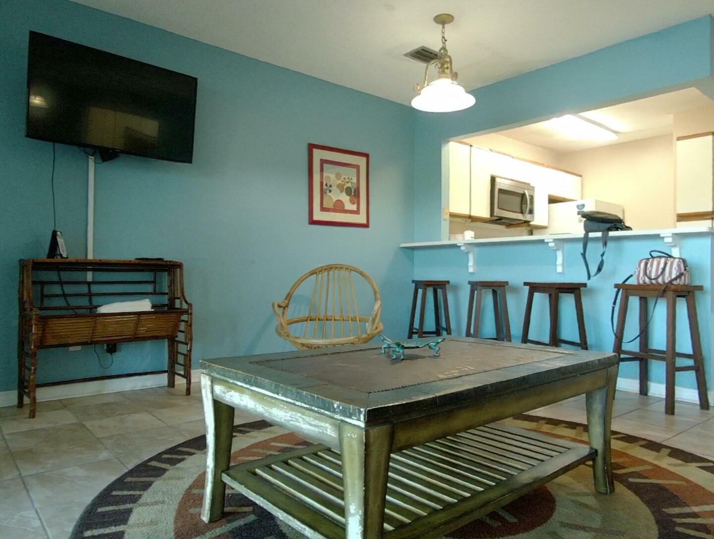 Property Photo: 85 S Driftwood Bay Unit 127 FL 32550
