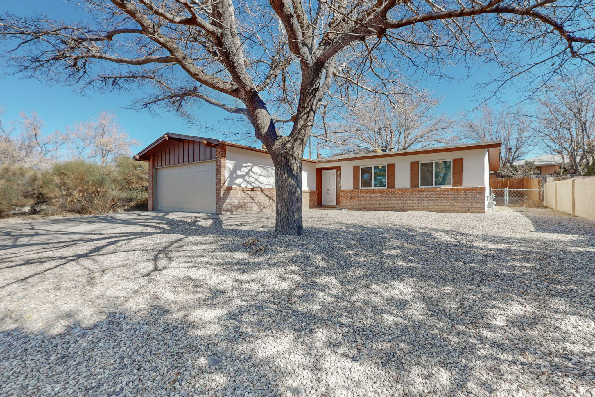 Property Photo:  1820 Nakomis Court NE  NM 87112 