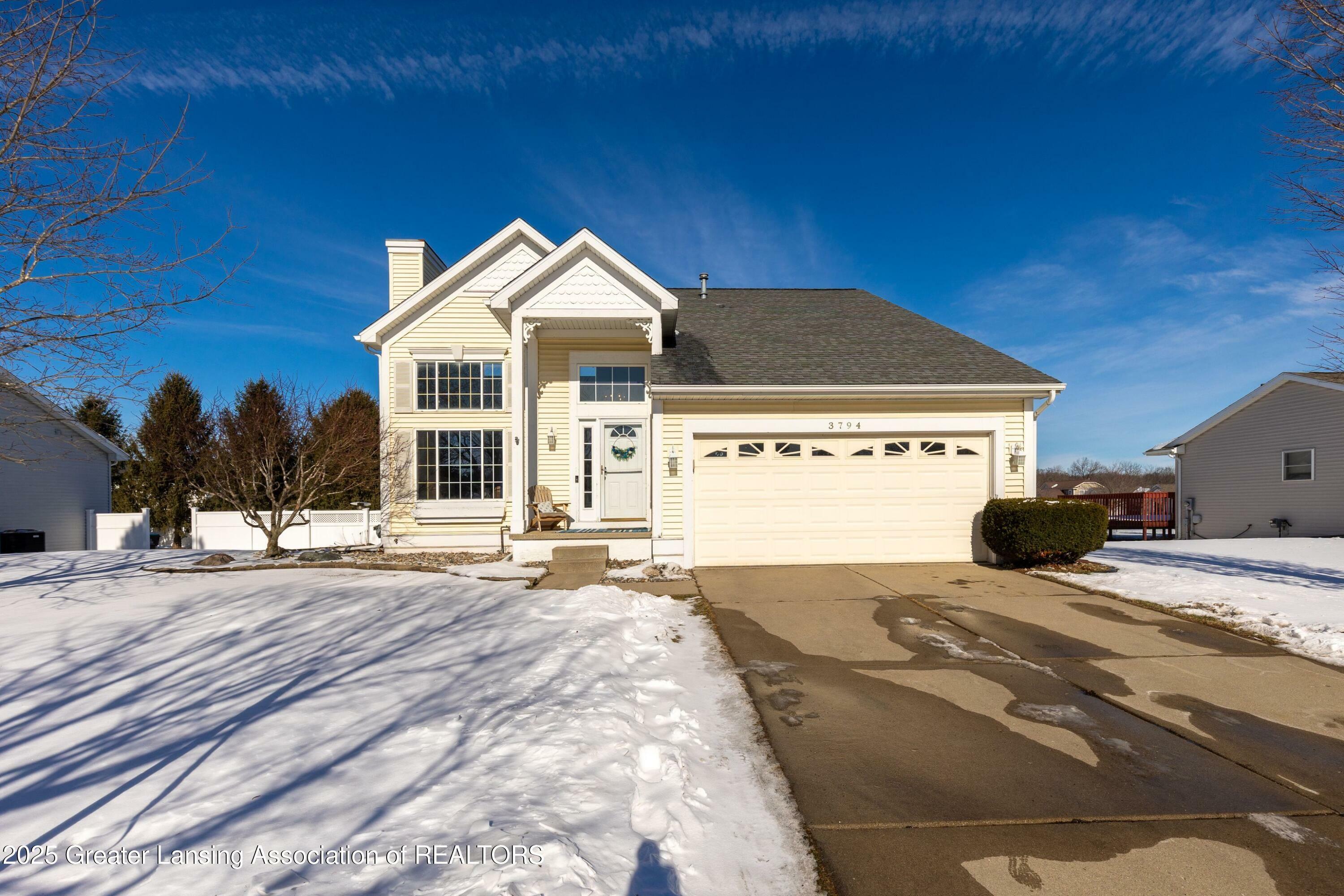 Property Photo:  3794 Farnsworth Drive  MI 48906 