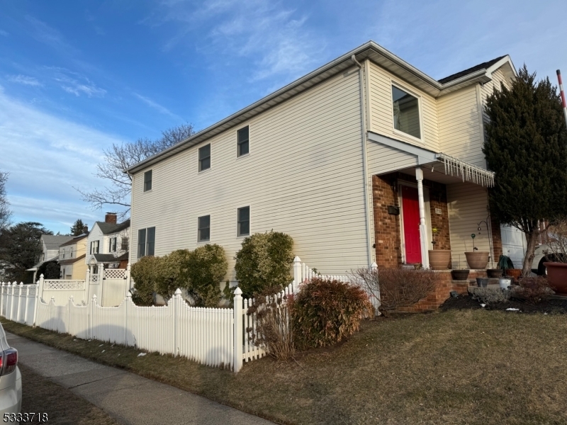 Property Photo:  2799 Larchmont Rd  NJ 07083 