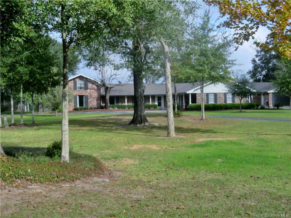 Property Photo:  1024 Hollis Road  LA 70669 
