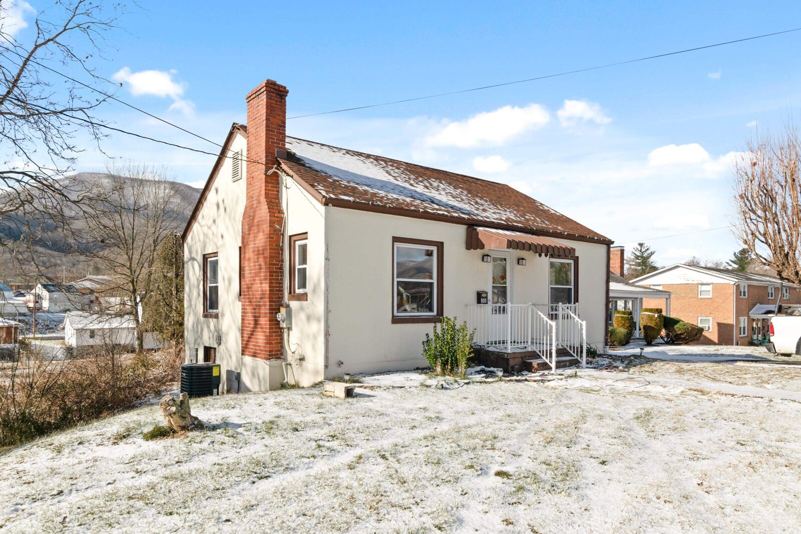 Property Photo:  301 French Street  VA 24134 