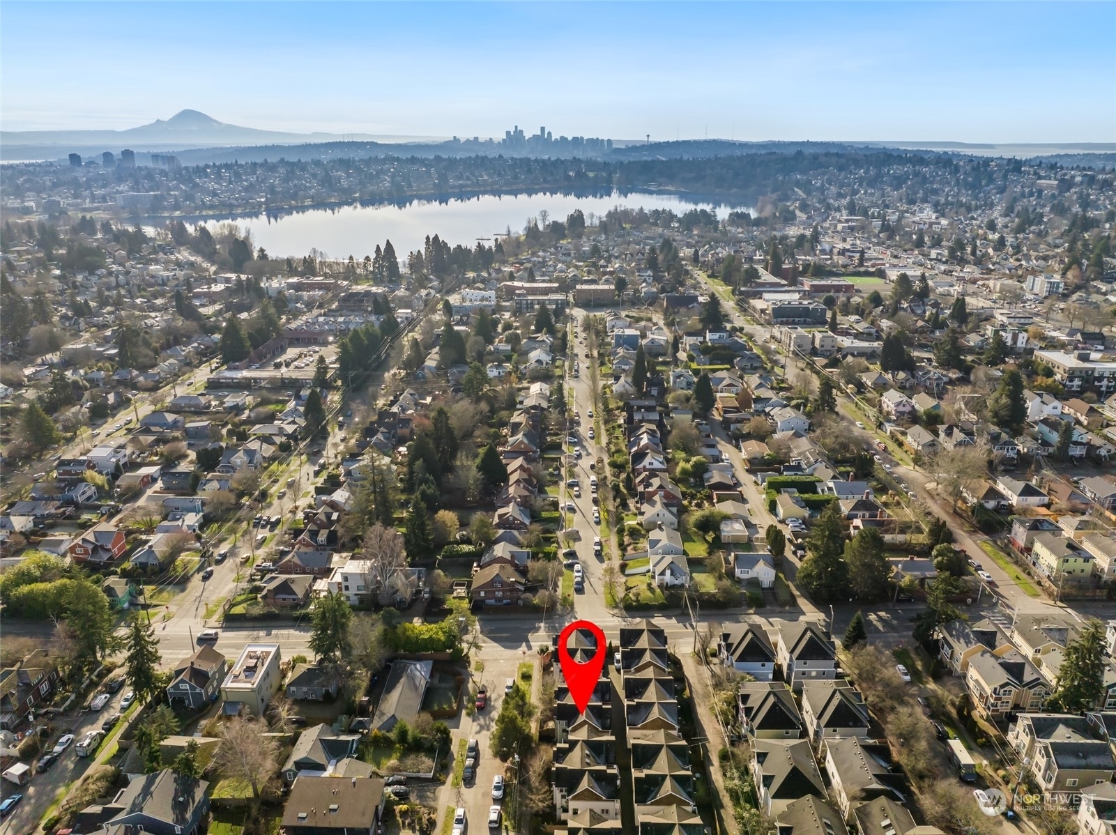 Property Photo:  8509  Interlake Avenue N B  WA 98103 