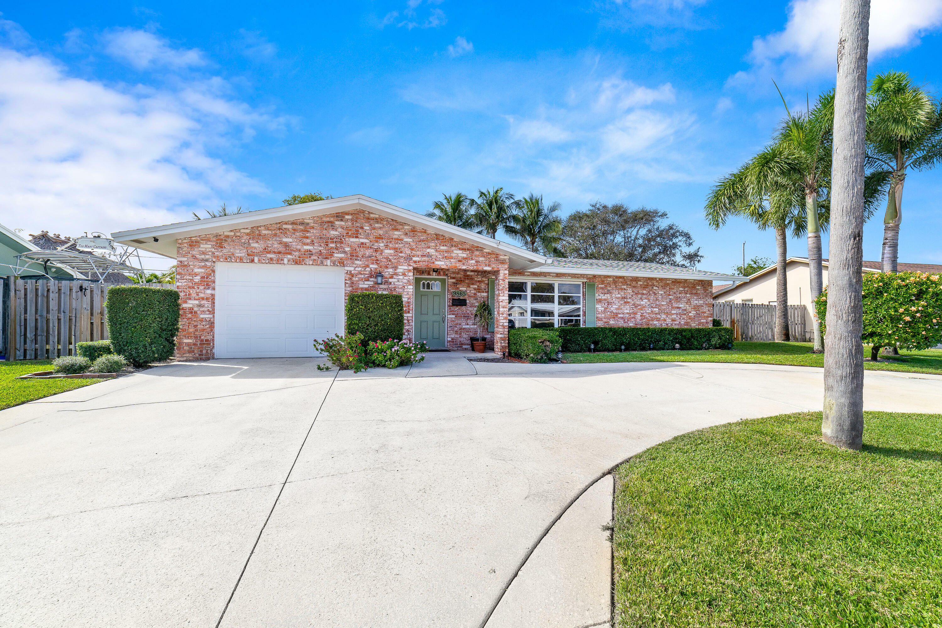 Property Photo: 9865 Daisy Avenue FL 33410
