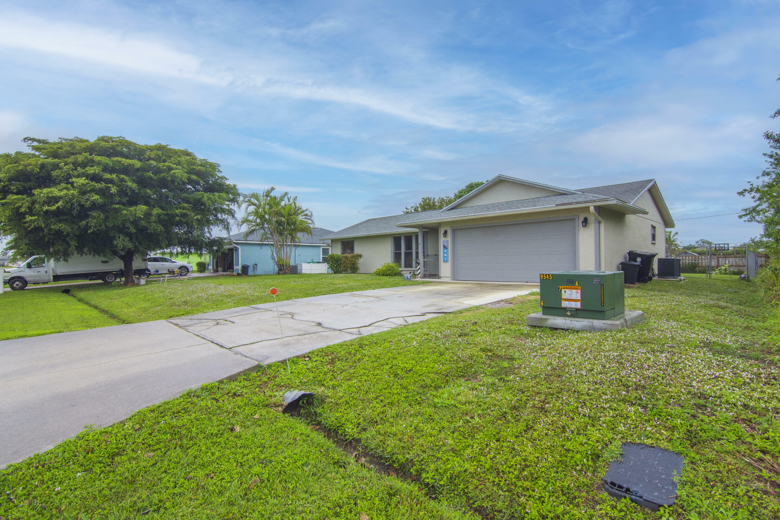 Property Photo:  981 SE Candle Avenue  FL 34983 