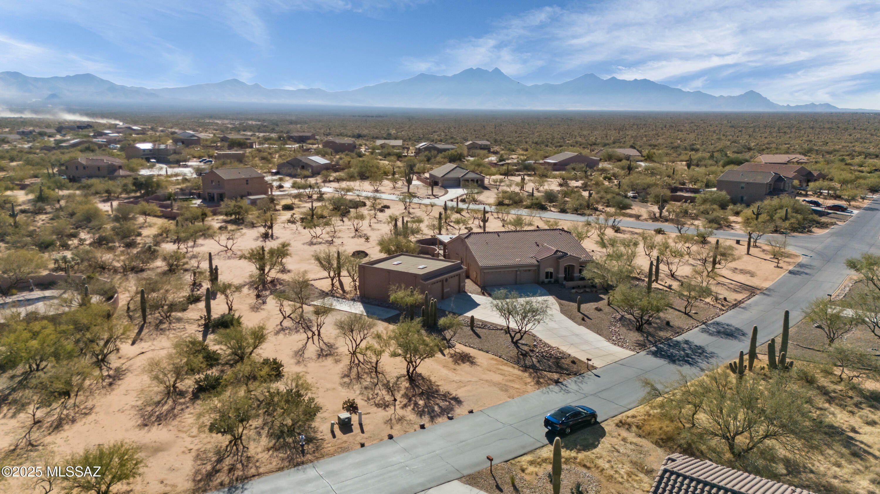 Property Photo: 3534 E Sweet Grass Trail AZ 85629