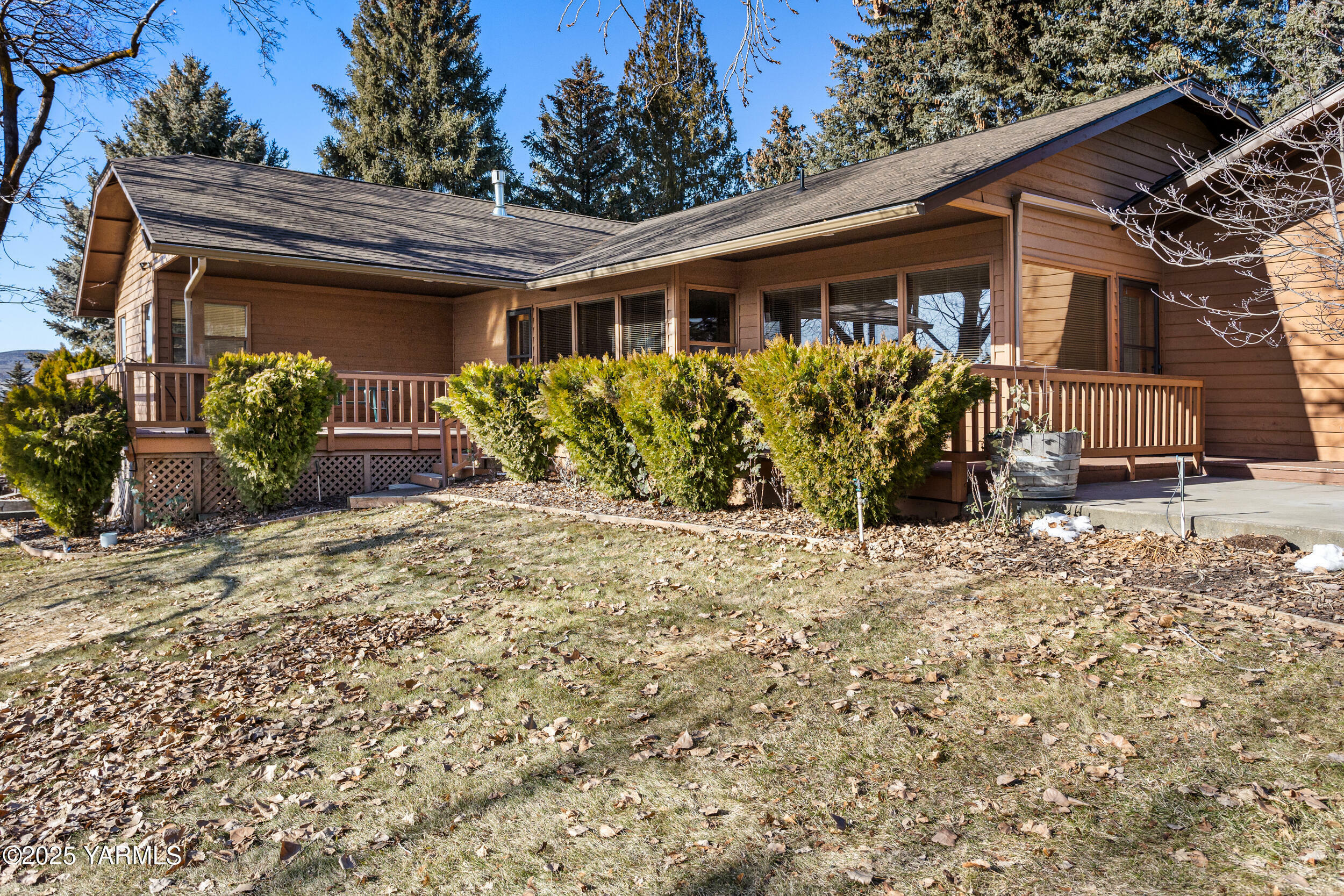 Property Photo:  7008 Englewood Ave  WA 98908 