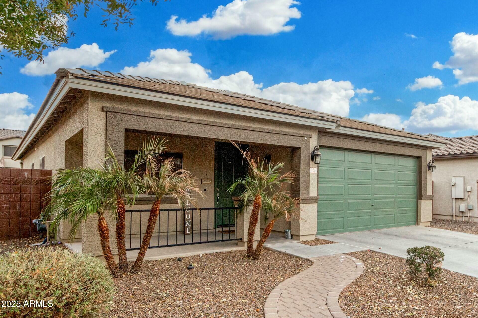 Property Photo: 163 W Dragon Tree Avenue AZ 85140