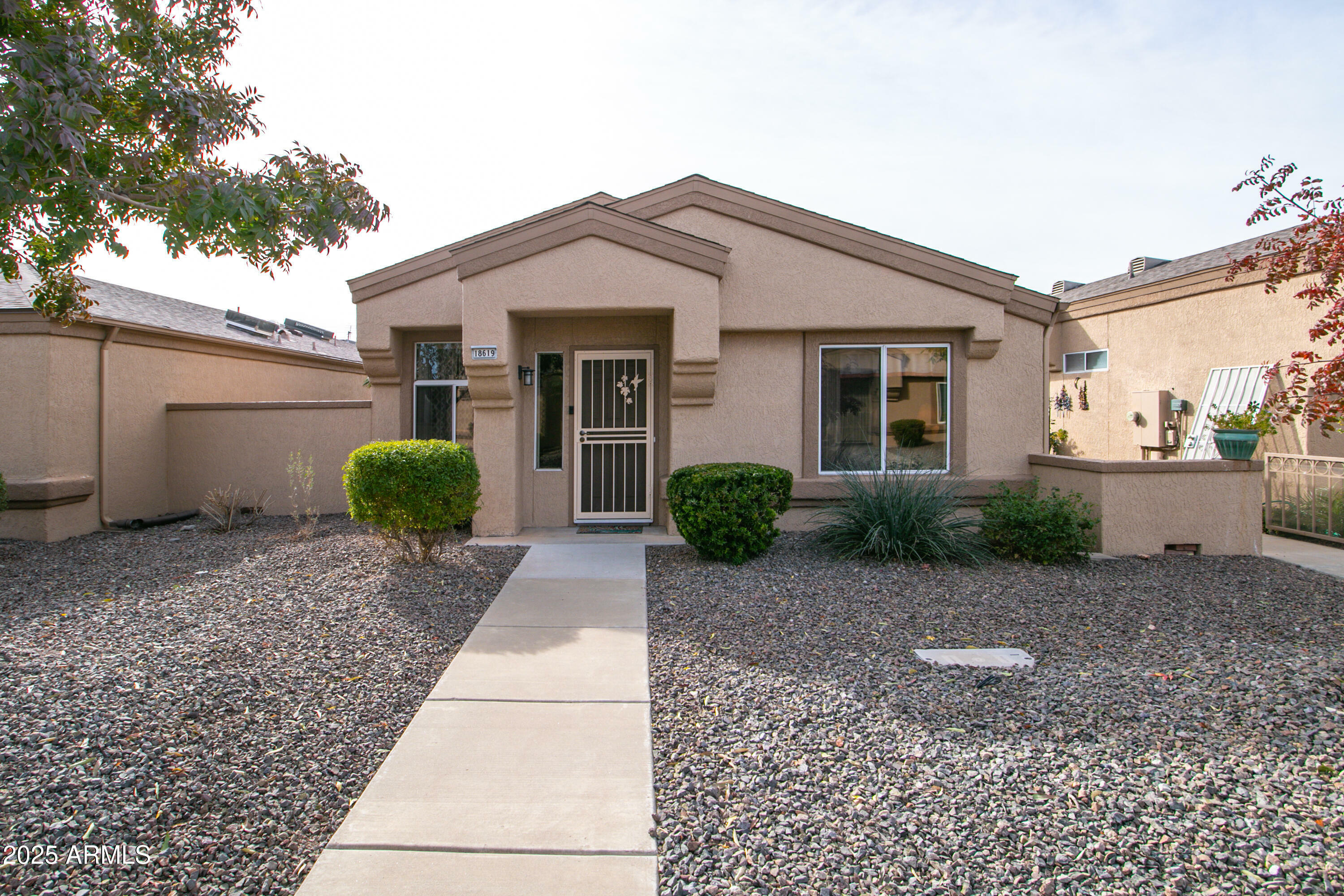 Property Photo:  18619 N 136th Drive  AZ 85375 