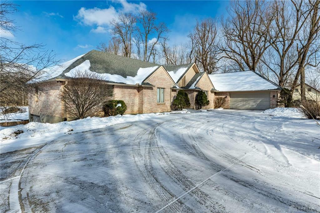Property Photo: 2970 Shakertown Road OH 45434